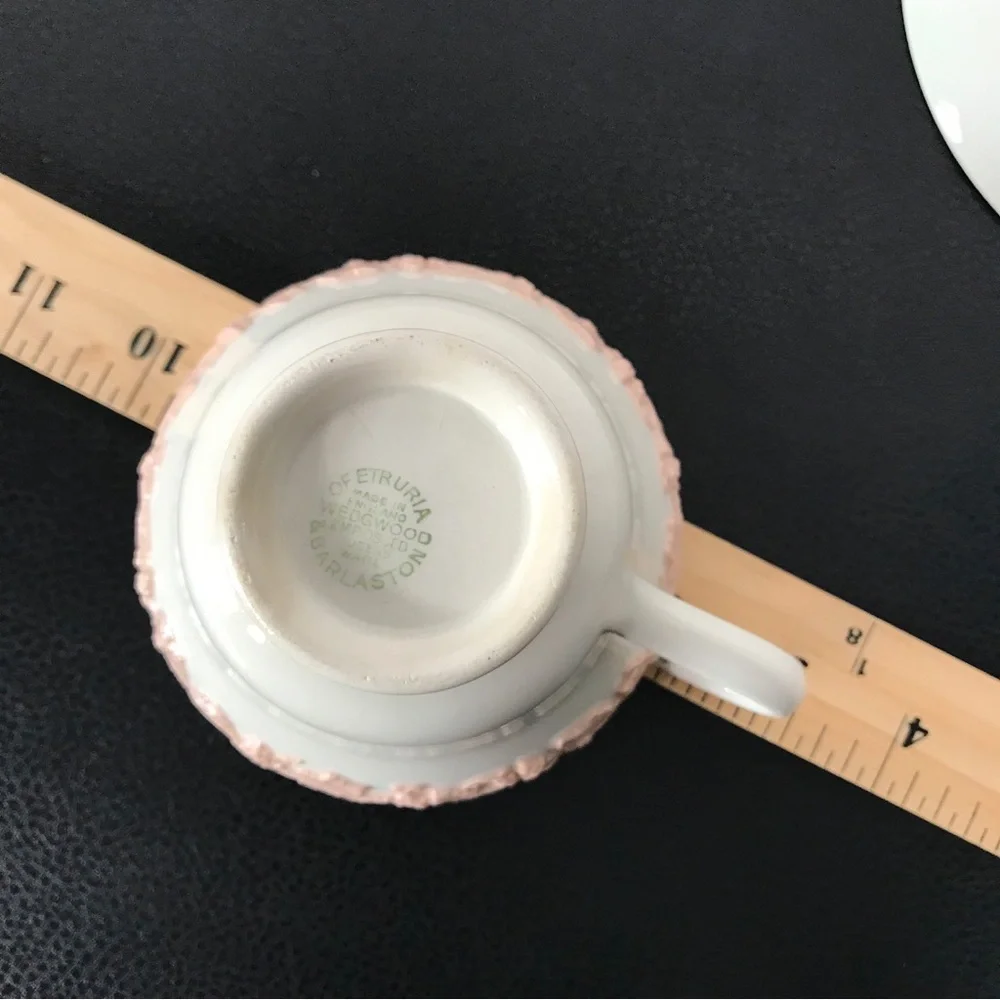 Wedgwood Etruria Embossed Queens Ware Pink on White Tea Cup Saucer Set England - Picture 16 of 16